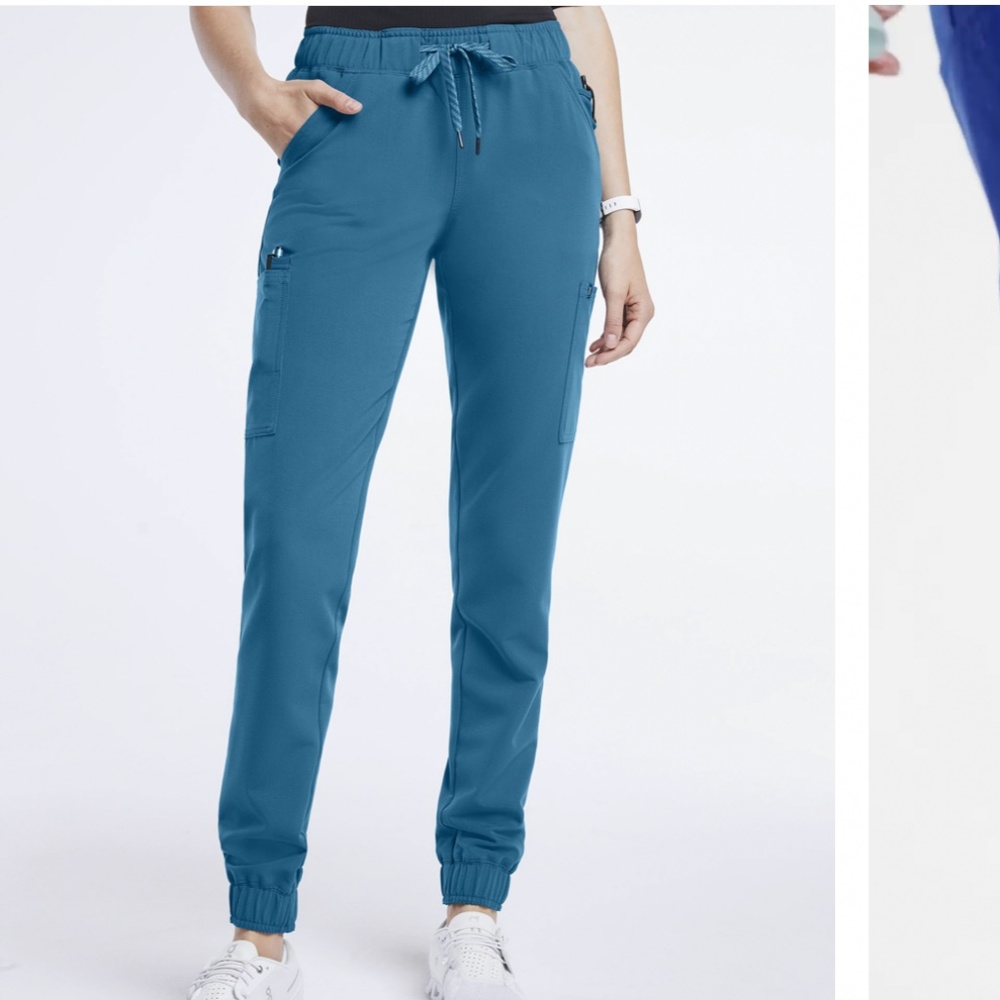 Jannuu Mesh-Enhanced Jogger Scrub Pants